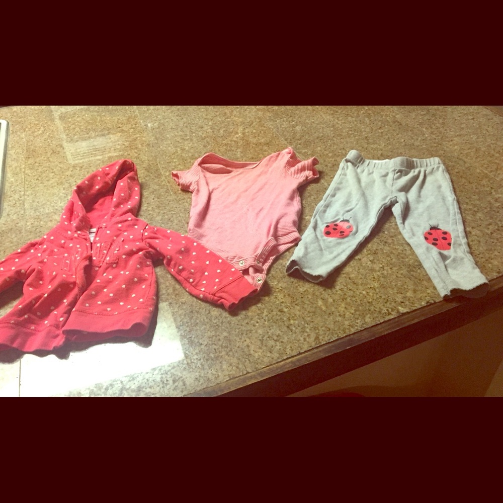 Carter’s tutu set
